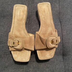 VERONICA BEARD SLIDE SANDAL 🤍